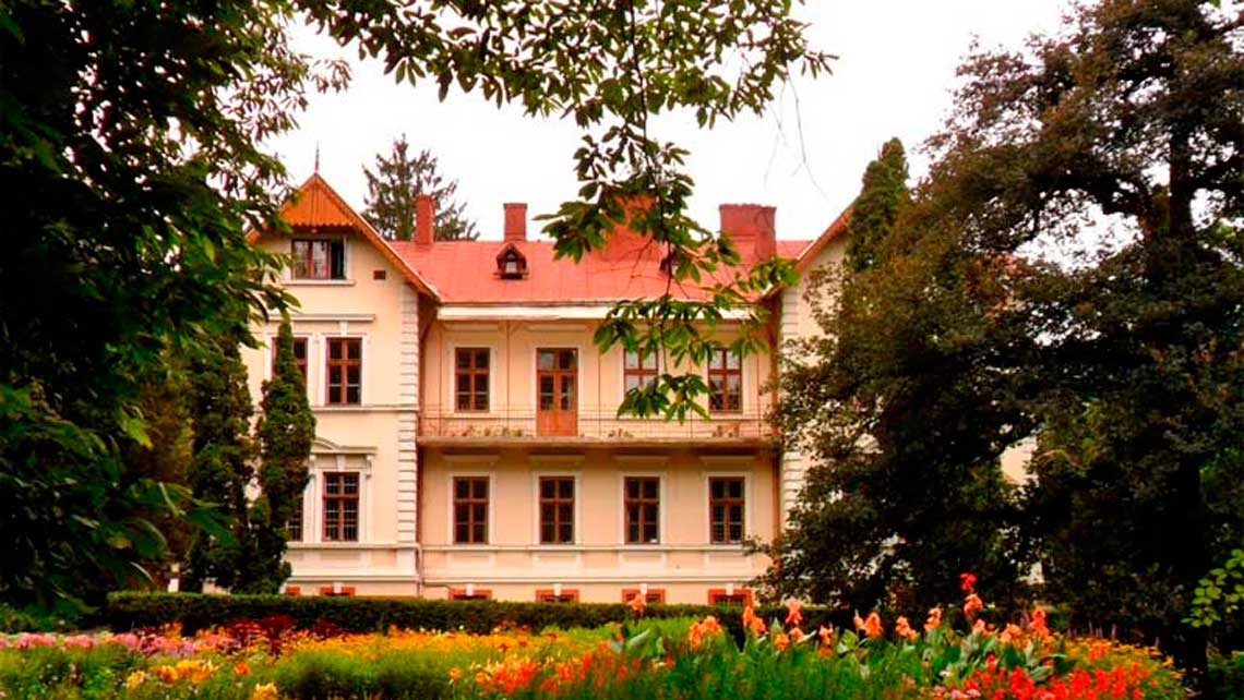 chernivtsi-botanichnyi-sad