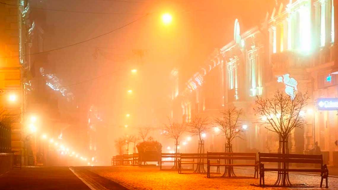 chernivtsi-nichne-misto