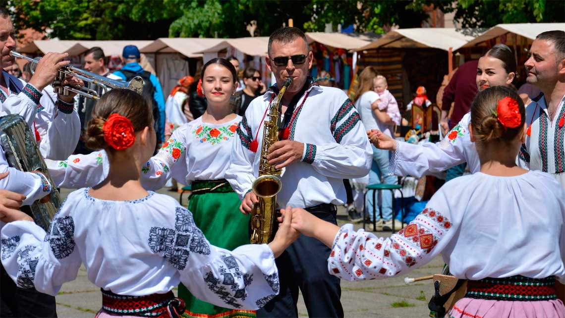 bukovyna-vashkivetska-malanka-2021