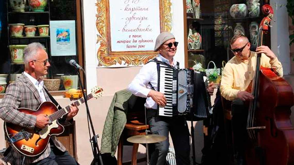 chernivtsi-den-vulychnoi-muzyky-2019