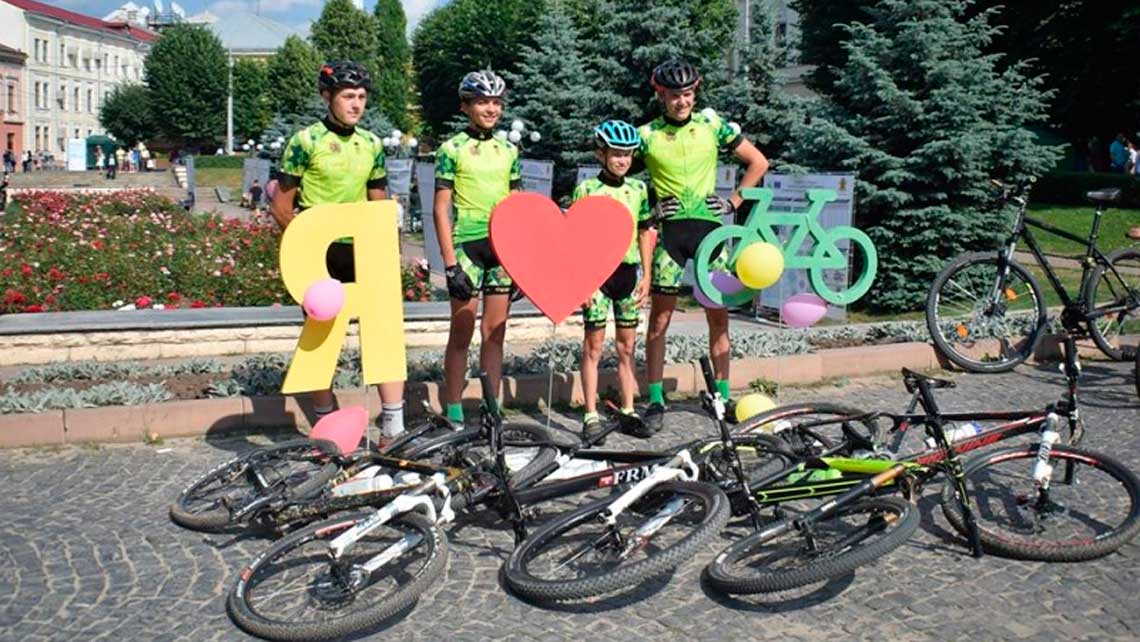 chernivtsi-veloden-2018