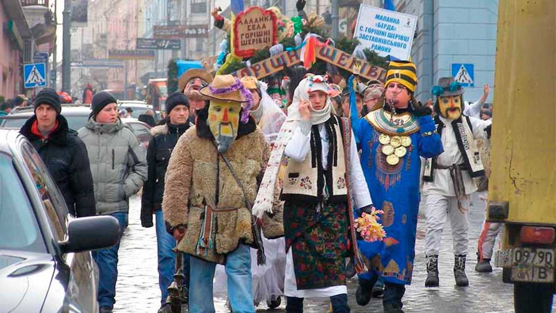chernivtsi-malanka-2013