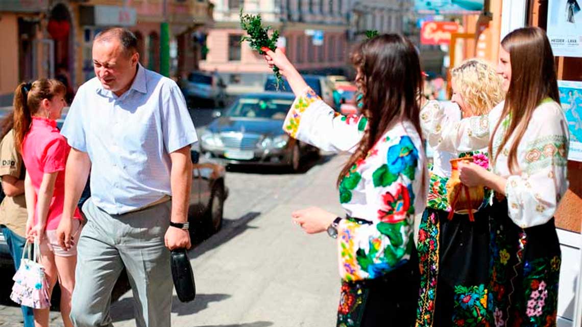chernivtsi-vlyvanyi-vivtorok-2013