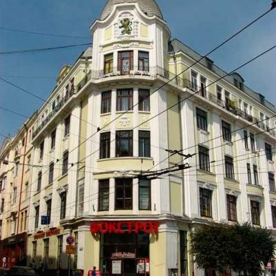 chernivtsi-tsentralna-ploshcha