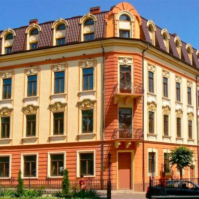 vulytsi-chernivtsiv-more photos
