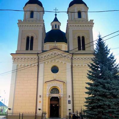 khramy-chernivtsiv