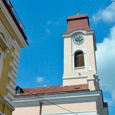 ches of Chernivtsi, Храмы Черновцов, Кафедральний собор Святої Параскеви, Кафедральний собор Святого Духа, Костел Воздвиження Святого Хреста, 