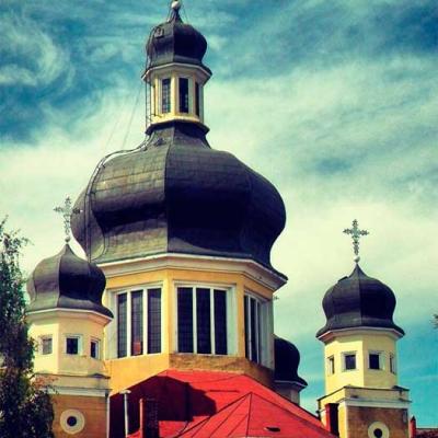 khramy-chernivtsiv-bilshe-photo
