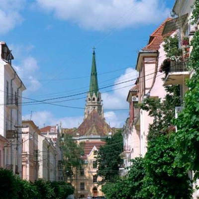 khramy-chernivtsiv-bilshe-photo