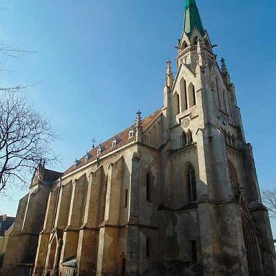 khramy-chernivtsiv-bilshe-photo