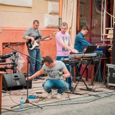 den-vulychnoi-muzyky-2014