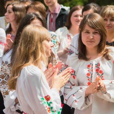 den-vyshyvanky-2013