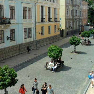 chernivtsi-pohliad-zverkhu