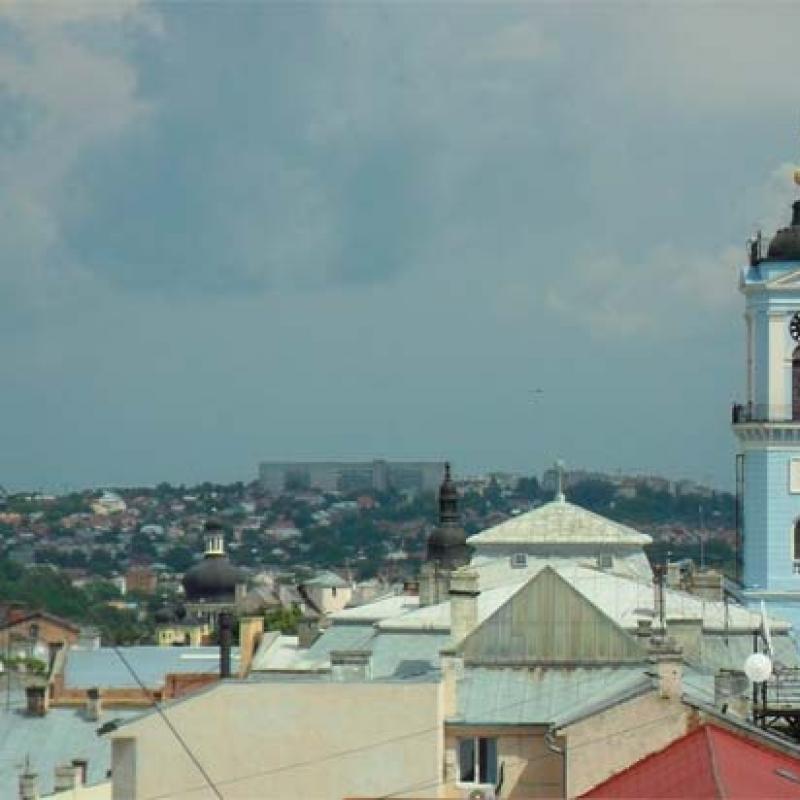 chernivtsi-pohliad-zverkhu
