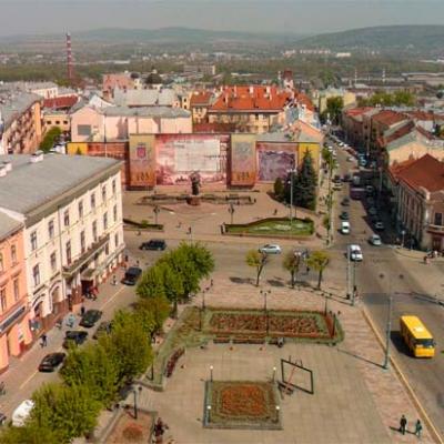 chernivtsi-pohliad-zverkhu