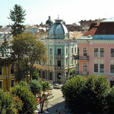 chernivtsi-pohliad-zverkhu