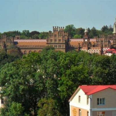 chernivtsi-pohliad-zverkhu