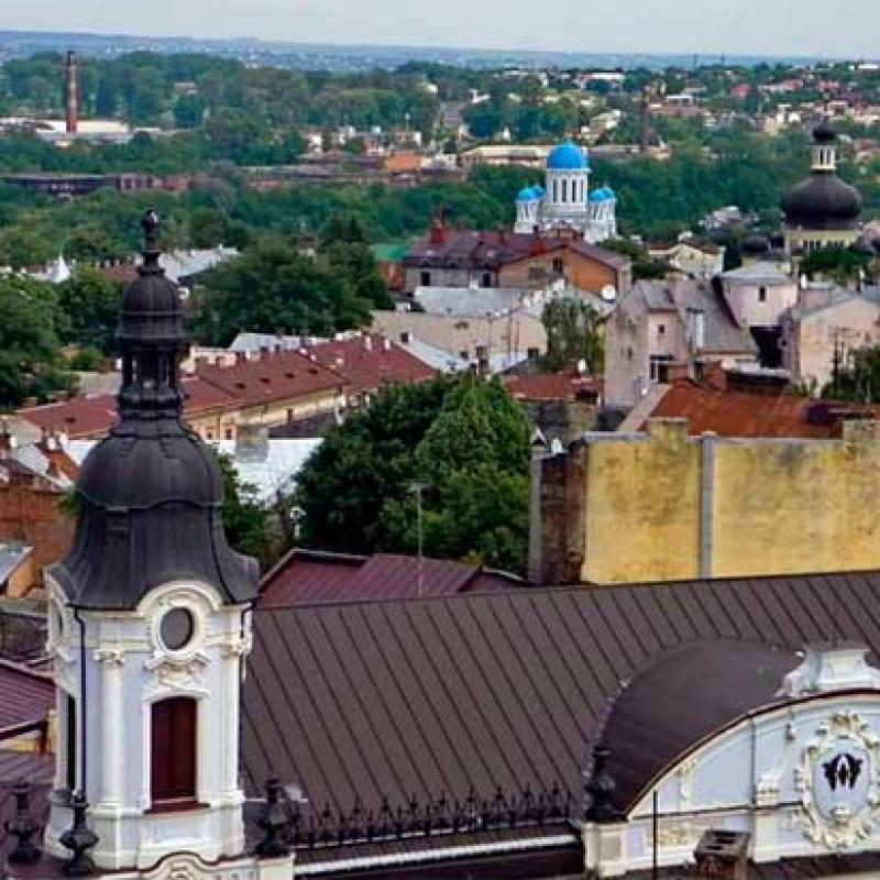 chernivtsi-pohliad-zverkhu