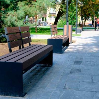skver-navproti-universitetu