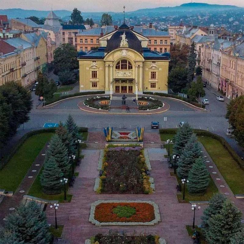 chernivtsi-pohliad-z-vysoty