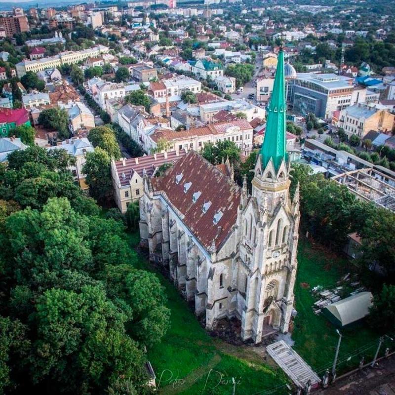chernivtsi-pohliad-z-vysoty