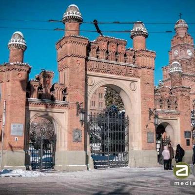 chernivtsi-pid-snihovoiu-kovdroiu