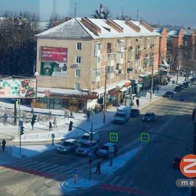 chernivtsi-pid-snihovoiu-kovdroiu