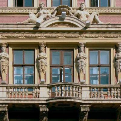chernivtsi-pohliad-znyzu