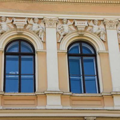 chernivtsi-pohliad-znyzu