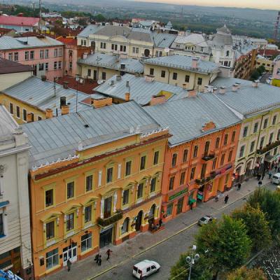 pohliad-na-chernivtsi-z-ratushi