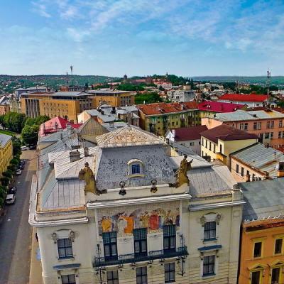 pohliad-na-chernivtsi-z-ratushi