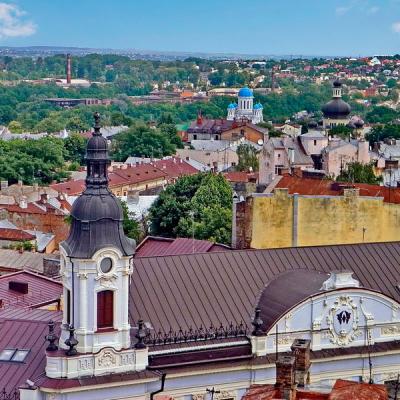 pohliad-na-chernivtsi-z-ratushi