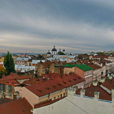 pohliad-na-chernivtsi-z-ratushi