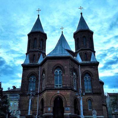 prohulianka-chernivtsiamy-0372ua