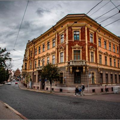 osinni-chernivtsi-vid-c4