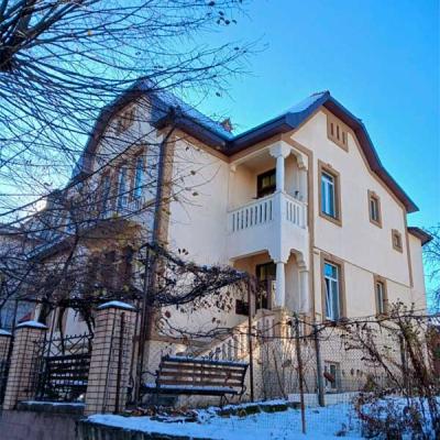 villy-chernivtsiv