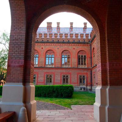chernivtsi-natsionalniy-universytet