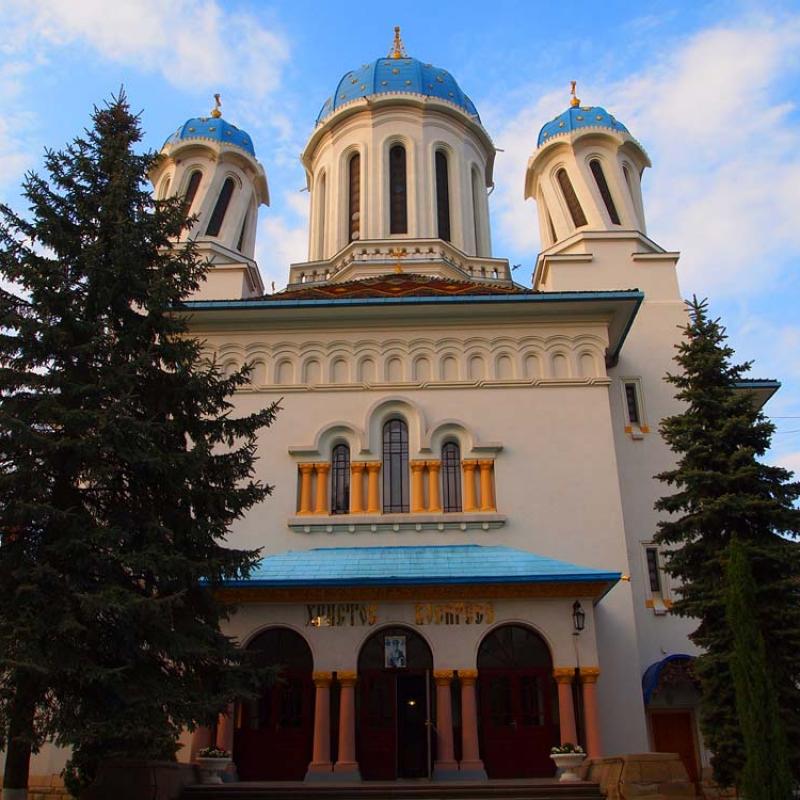 chernivtsi-odne-z-naikrasyvishykh-mist-yevropy-2