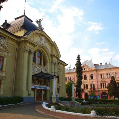 chernivtsi-odne-z-naikrasyvishykh-mist-yevropy-2