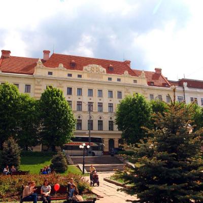 chernivtsi-odne-z-naikrasyvishykh-mist-yevropy-2