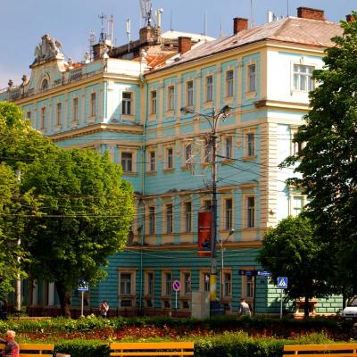 chernivtsi-odne-z-naikrasyvishykh-mist-yevropy-2