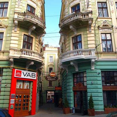 chernivtsi-odne-z-naikrasyvishykh-mist-yevropy-2