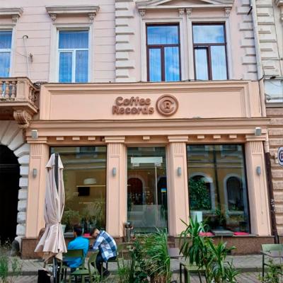 chernivtsi-ploshcha-filarmonii