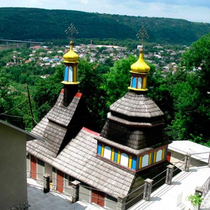monastyri-bukovyny