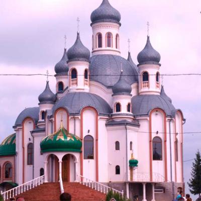 monastyri-bukovyny