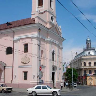 chernivtsi-ploshcha-filarmonii