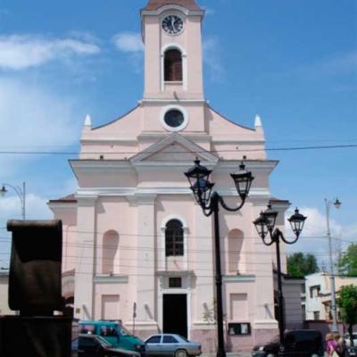 chernivtsi-ploshcha-filarmonii