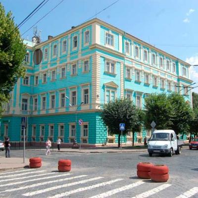 chernivtsi-soborna-ploshcha