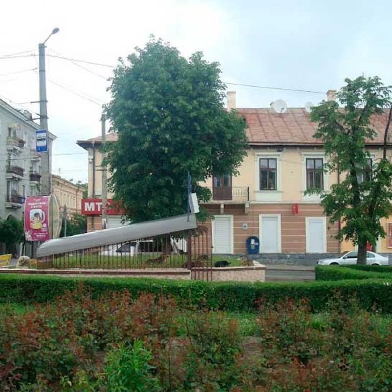 chernivtsi-soborna-ploshcha