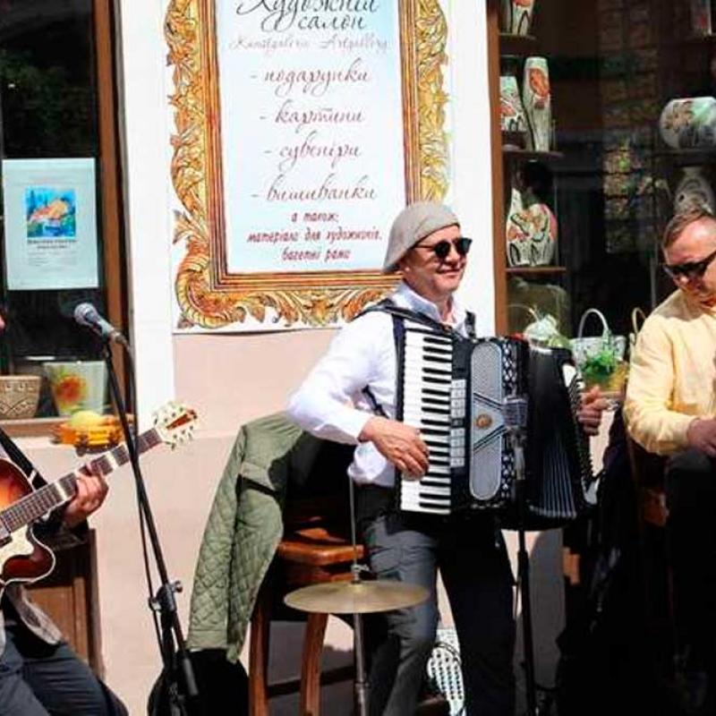 den-vulychnoi-muzyky-2019